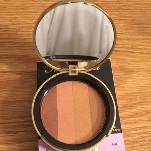Too Faced Beach Bunny Bronzer
